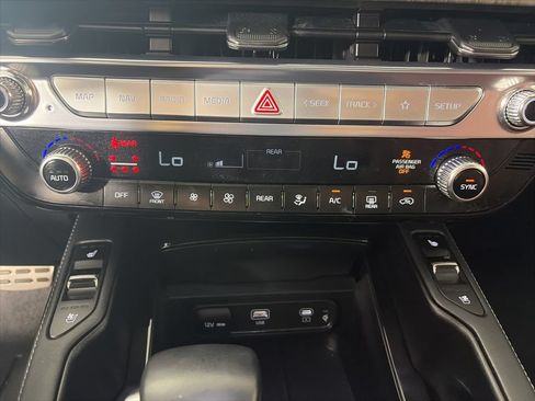 Used 2024 Kia Telluride SX FWD image 7