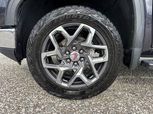 Used 2022 GMC Sierra 1500 SLT w/ SLT Premium Plus Package image 21