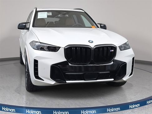 Used 2024 BMW X5 M60i image 3