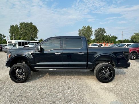 Used 2021 Ford F150 Platinum w/ FX4 Off-Road Package AWD/4WD image 4