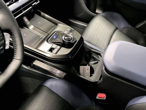 New 2026 Subaru Solterra Touring XT image 7