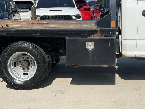 Used 2020 Ford F350 XL w/ Power Equipment Group RWD image 5