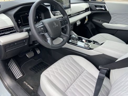 New 2026 Mitsubishi Outlander SEL FWD image 6