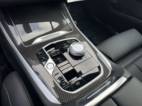 New 2026 BMW X5 M60i image 25