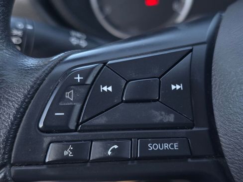 Used 2024 Nissan Versa S FWD image 25