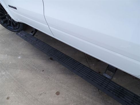 Used 2025 RAM 1500 Limited image 23