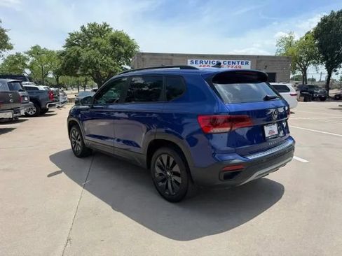 Used 2023 Volkswagen Taos S FWD image 8