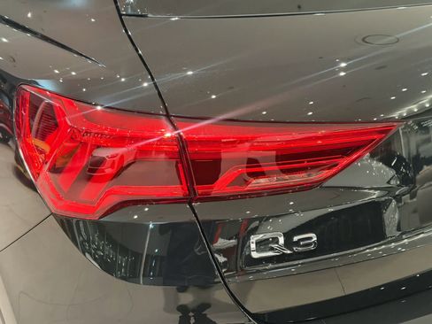 New 2025 Audi Q3 2.0T Premium image 5