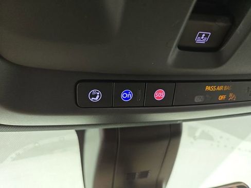 Used 2021 Chevrolet Tahoe Premier w/ Premium Package image 27