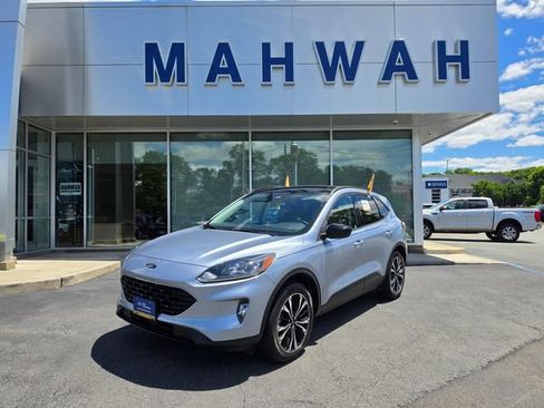 Certified 2022 Ford Escape SEL w/ SEL Stealth AWD Package image 2