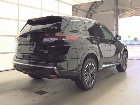 Used 2024 Nissan Rogue Platinum w/ Platinum Premium Package AWD/4WD image 5