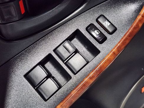 Used 2007 Toyota RAV4 Limited image 44