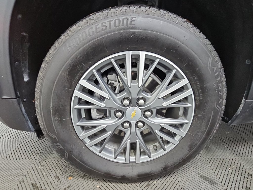 Certified 2026 Chevrolet Traverse LT FWD image 45