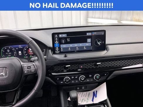 Certified 2025 Honda Accord EX-L image 6