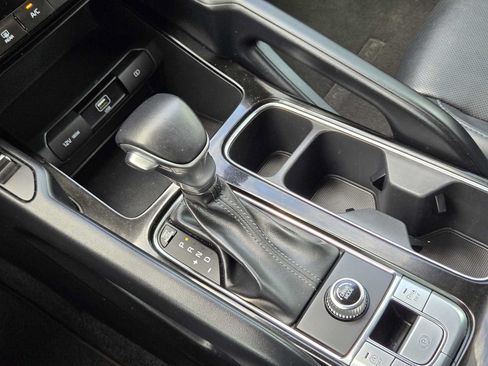 Used 2020 Kia Telluride S FWD image 19