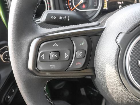 New 2025 Jeep Gladiator Rubicon w/ Convenience Group image 23