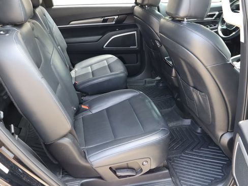 Used 2020 Kia Telluride S FWD image 24