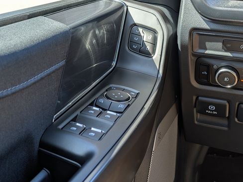 New 2025 Ford F150 Lariat w/ Equipment Group 501A Mid image 44