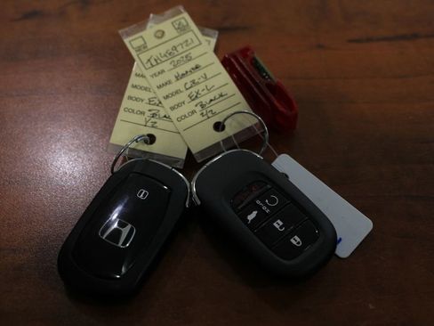 Certified 2025 Honda CR-V EX-L image 38