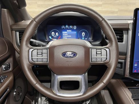 Used 2024 Ford Expedition King Ranch image 35