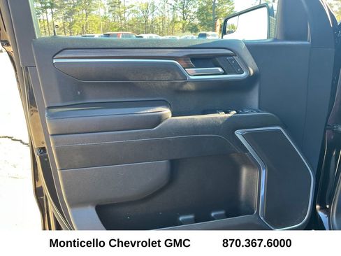 Used 2023 Chevrolet Silverado 1500 LT image 9