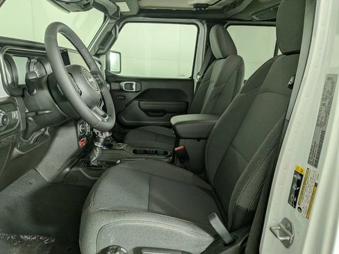 New 2026 Jeep Wrangler Unlimited Sport AWD/4WD image 15