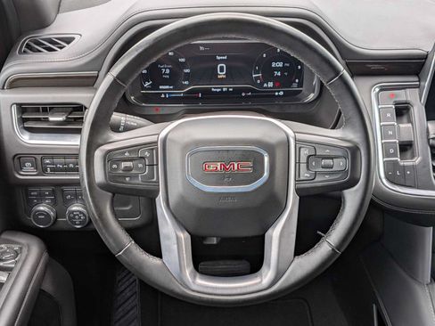 Used 2024 GMC Yukon XL SLE AWD/4WD image 22