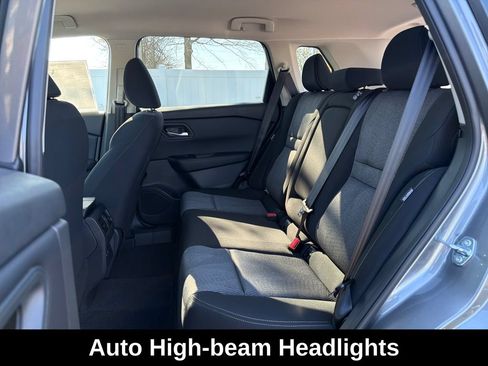 Used 2026 Nissan Rogue SV AWD/4WD image 32