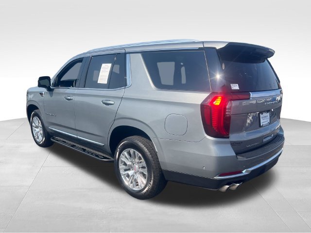 Used 2025 GMC Yukon Denali AWD/4WD image 3