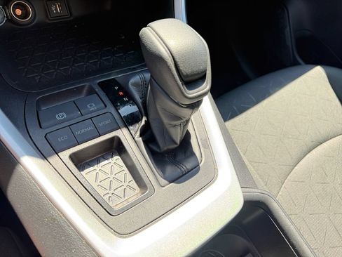 Certified 2024 Toyota RAV4 XLE FWD image 36