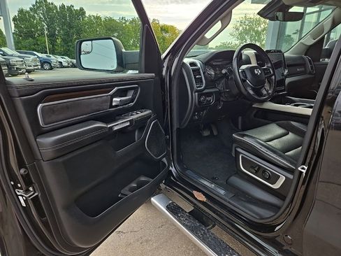 Used 2022 RAM 1500 Laramie image 35