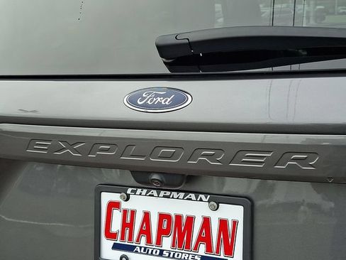 Certified 2023 Ford Explorer XLT w/ Equipment Group 202A AWD/4WD image 30