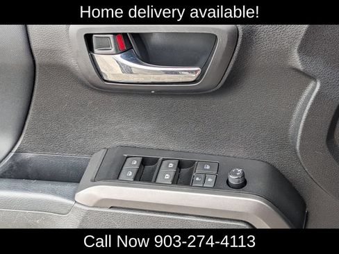 Used 2021 Toyota Tacoma TRD Sport AWD/4WD image 25