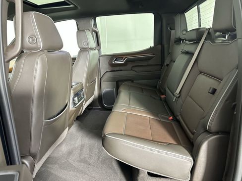 Used 2022 GMC Sierra 1500 Denali AWD/4WD image 28