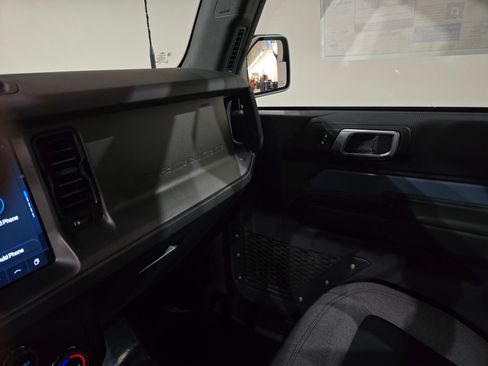 New 2025 Ford Bronco 2-Door AWD/4WD image 24