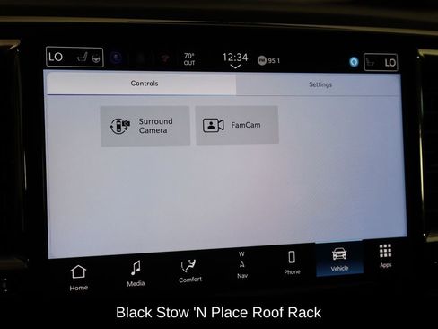 New 2026 Chrysler Pacifica Limited w/ Uconnect Theater Family Group FWD image 37