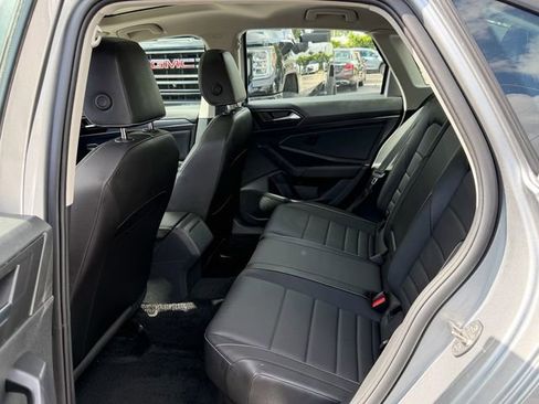 Certified 2024 Volkswagen Jetta SE FWD image 15