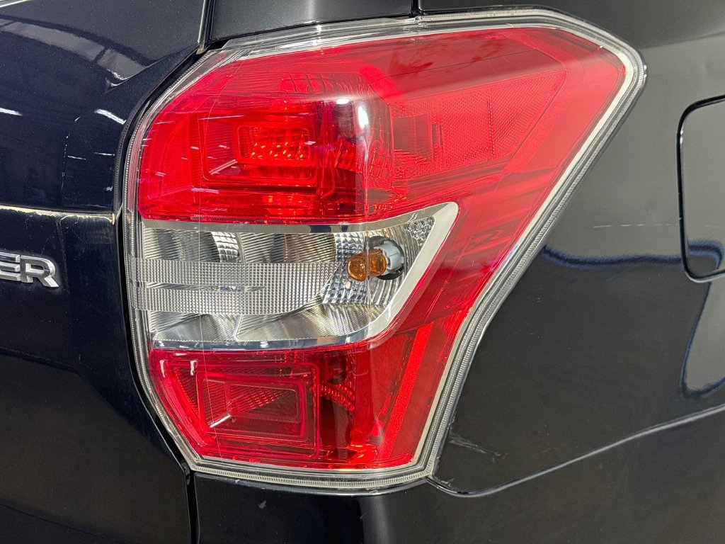 Used 2015 Subaru Forester 2.5i w/ Alloy Wheel Package AWD/4WD image 29