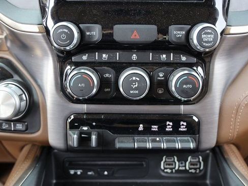 Used 2019 RAM 1500 Limited w/ Off Road Group image 20