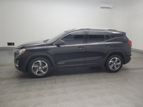 Used 2020 GMC Terrain SLT FWD image 2