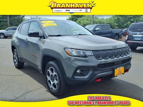 Certified 2022 Jeep Compass Trailhawk AWD/4WD image 1