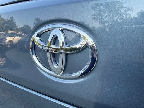Used 2025 Toyota Corolla Cross L AWD/4WD image 13