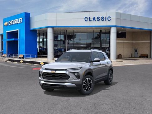 New 2026 Chevrolet TrailBlazer LT FWD image 8