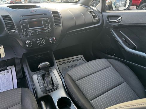 Used 2015 Kia Forte LX w/ Popular Package FWD image 14