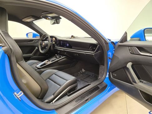 Used 2022 Porsche 911 Carrera GTS image 21