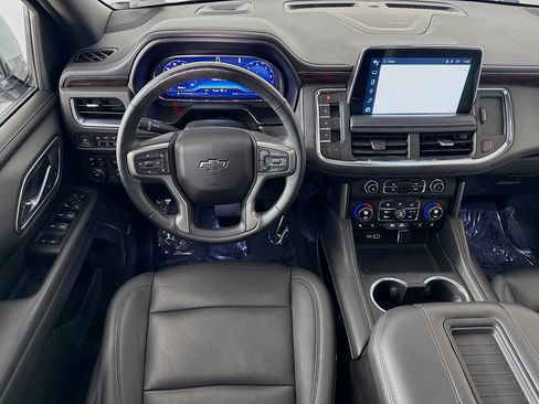 Used 2023 Chevrolet Suburban Z71 w/ Luxury Package image 23