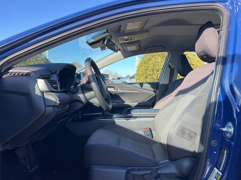 Used 2025 Toyota Camry LE image 8