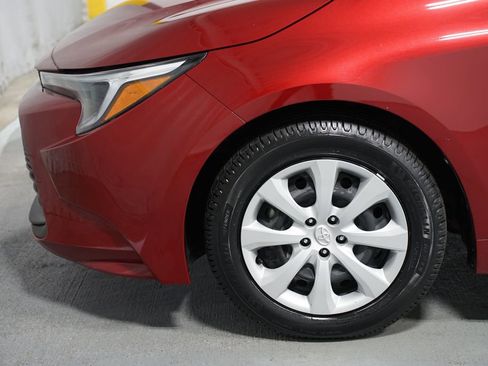 Certified 2024 Toyota Corolla LE image 5