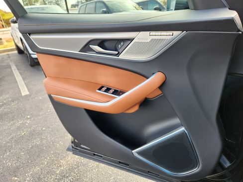 New 2026 Jaguar F-PACE R-Dynamic S AWD/4WD image 16