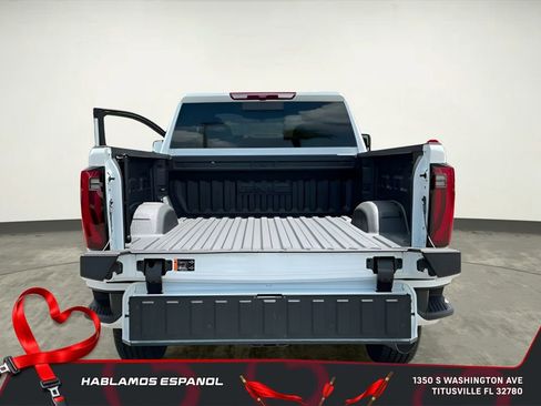 New 2025 GMC Sierra 2500 Denali image 5